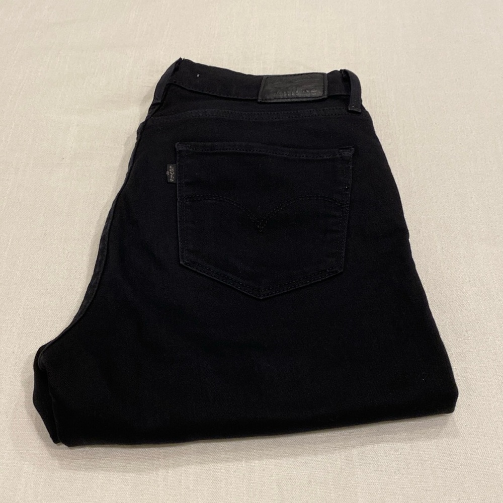 Levi Strauss & Co. 721 High Rise Skinny